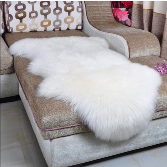 Faux Fur Throw - soft & silky!